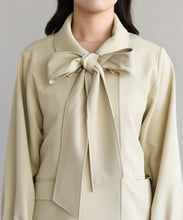 画像をギャラリービューアに読み込む, リボンタイ付きブルゾン/TT618502
