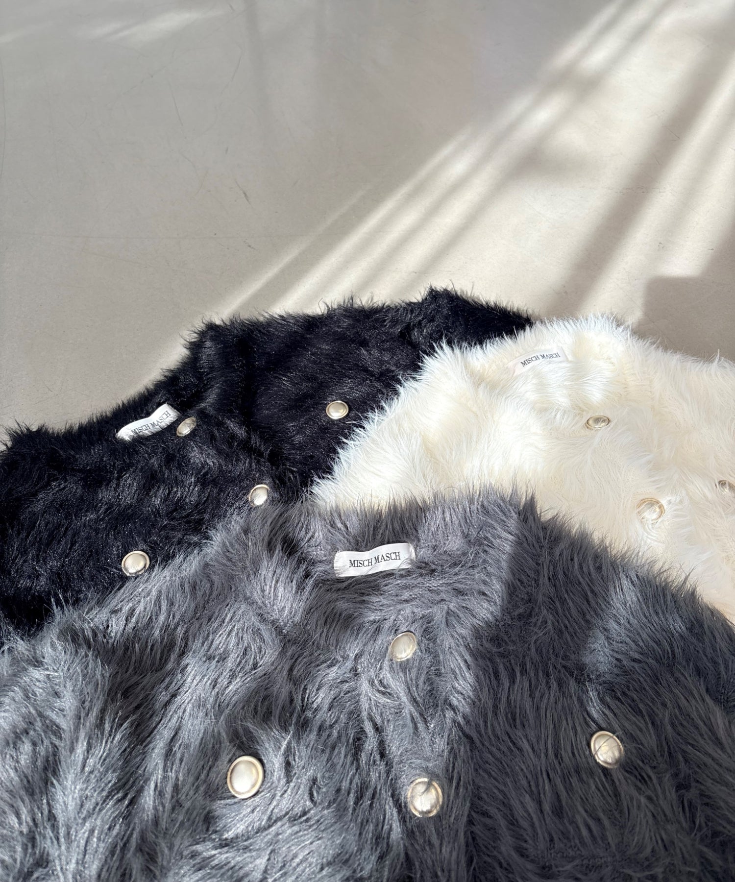 WEB限定】シャギーニットカーディガン/MM558404 – MISCH MASCH|31 Sons