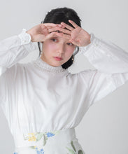 画像をギャラリービューアに読み込む, 【一部店舗限定】フリルスタンドカラーブラウス/MM658110
