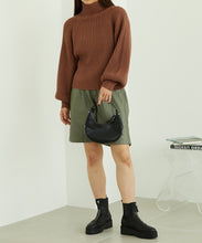 画像をギャラリービューアに読み込む, ハイネックボリュームスリーブニット/MO33N04
