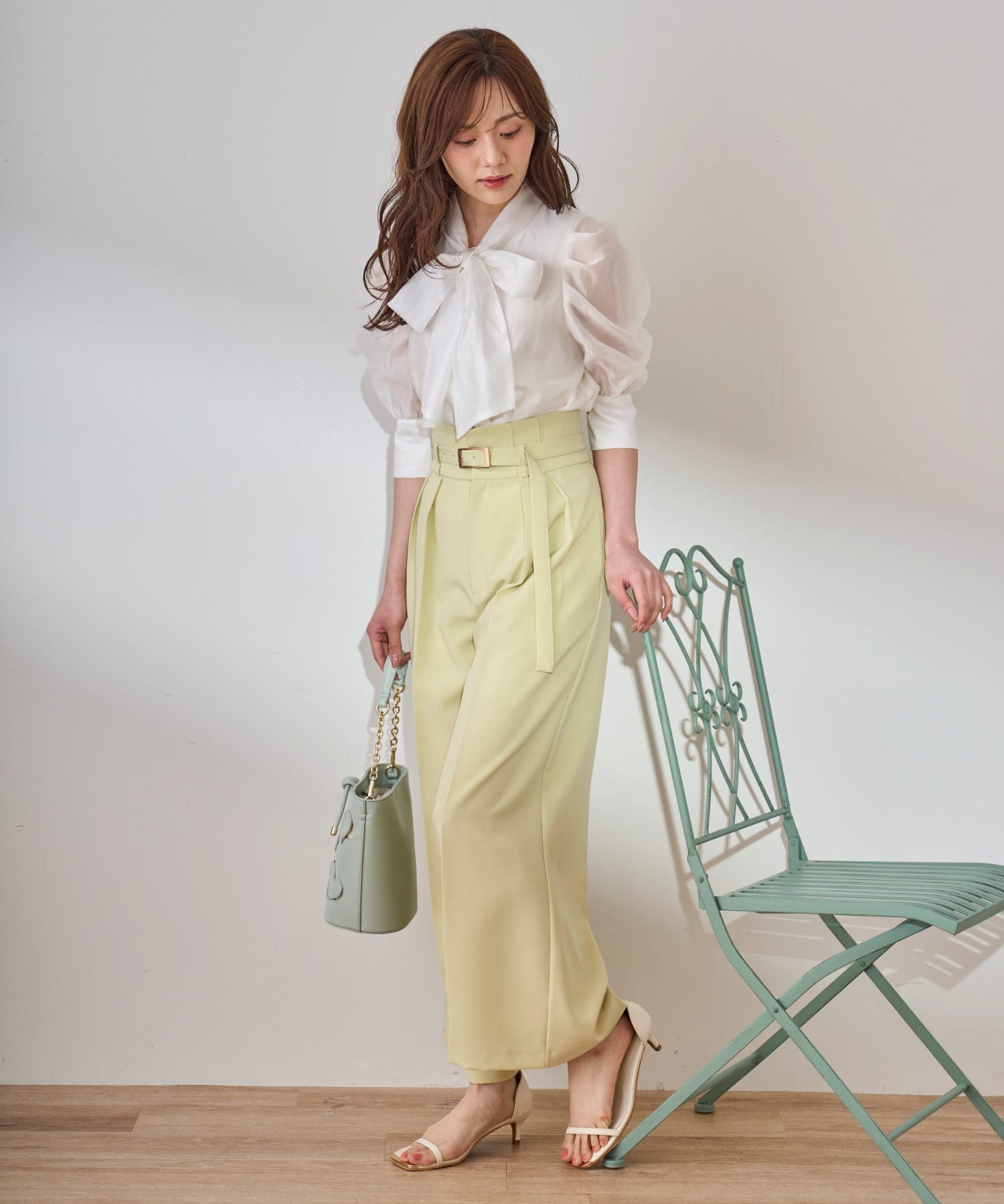 ファッション ビジュー釦シアーボウタイブラウス/TT518110 – MISCH MASCH|31 トップス