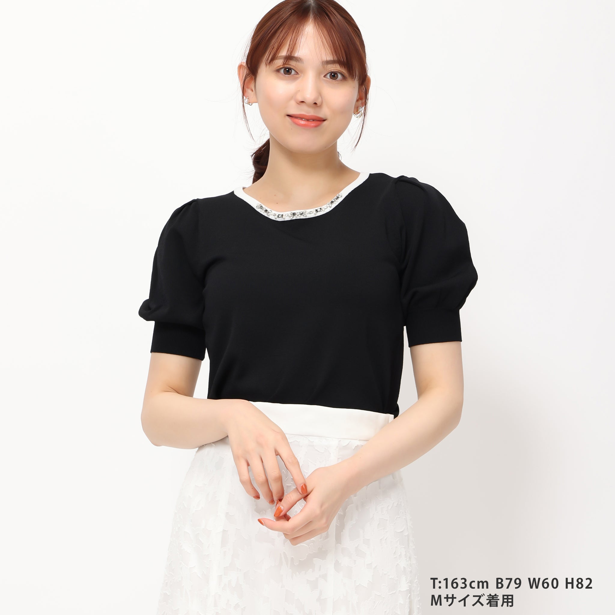 人気定番の タック袖ビジュー配色ニット/MM428302 – de Sons MASCH|31 MISCH レディースウェア