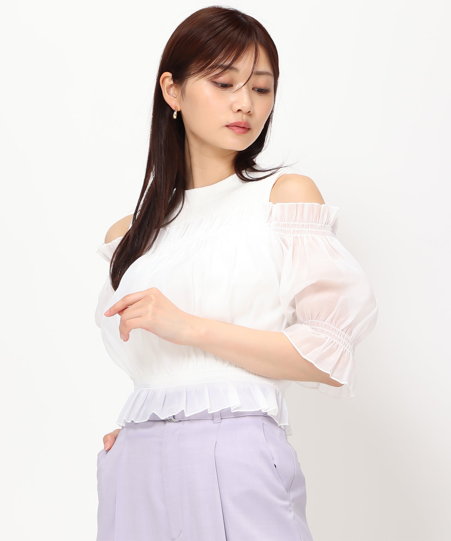 MACHATT オフショルサマーニット 大人気のオフショルダーリブニットのご紹介です！ 1枚で華やかさ