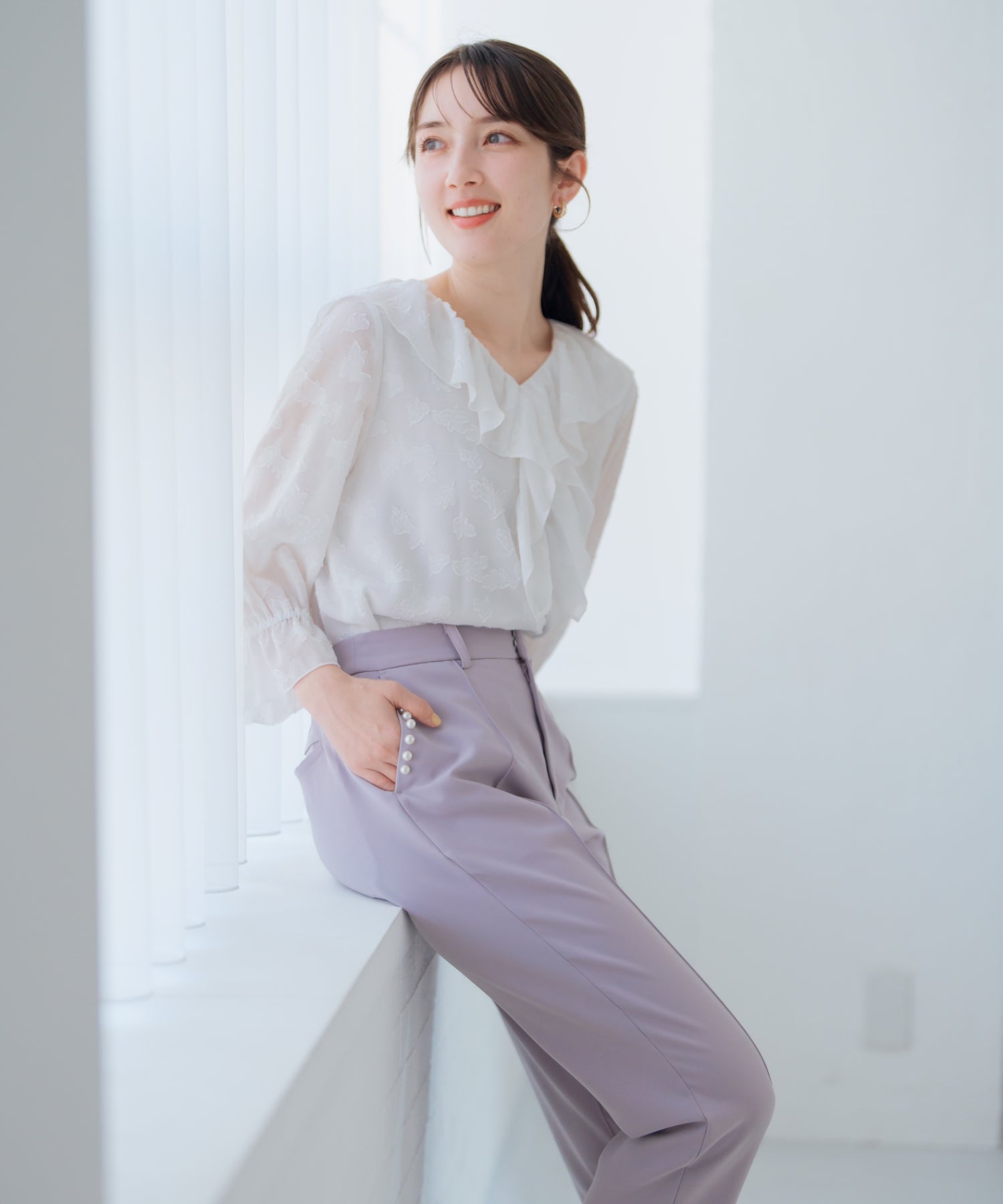 新品未使用♡MISCHMASCHのパール付きストレートパンツ ホワイト Sサイズ ミッシュマッシュ MISCH MASCH 【2024春夏新作】パール付き