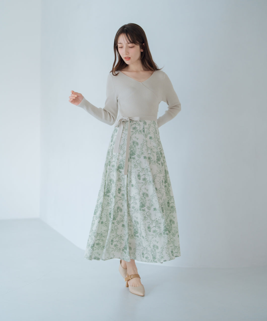 カシュクールフラワー柄ドッキングワンピース/MM517405 – MISCH MASCH