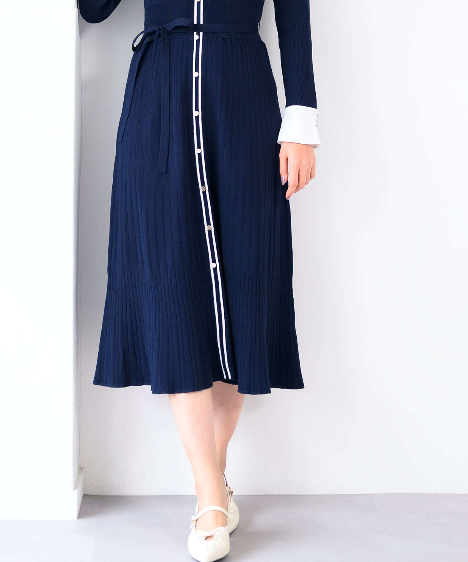 カフス袖Vネックニットワンピース/MM517413 – MISCH MASCH|31 Sons de mode