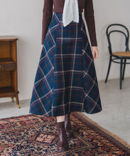 画像をギャラリービューアに読み込む, ロービングチェックAラインミディスカート/MM547215
