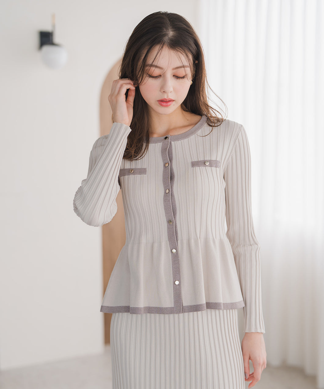 【再入荷】ワイドリブ配色ペプラムカーディガン/MM548405