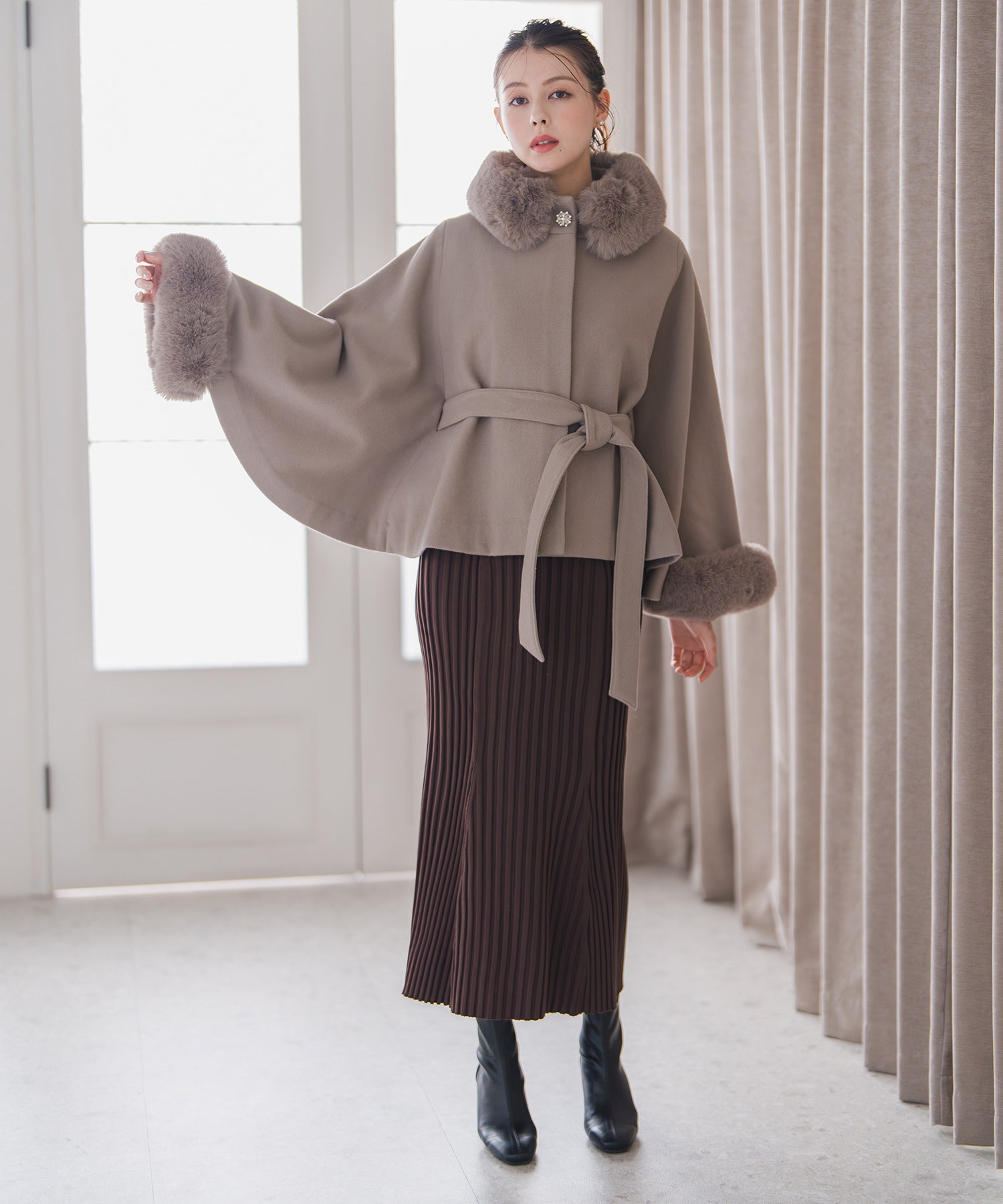 最終値下げ⭐︎ MISCH MASCH ポンチョコート チャコールグレー MISCH MASCH（ミッシュマッシュ） ポンチョ ポンチョコート/MM448601