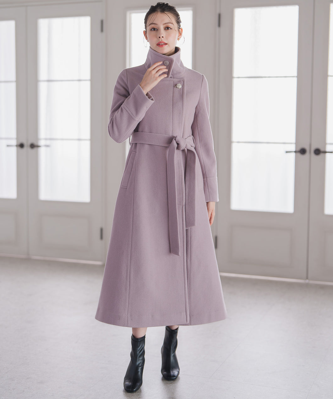 【WEB限定予約販売/11月上旬発売予定】ブローチ付きスタンドカラー3wayコート/MM548606