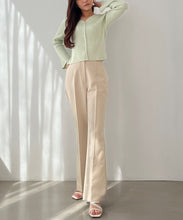 画像をギャラリービューアに読み込む, 【再入荷】【WEB限定アイテム】フレアカットタックパンツ/MM557304
