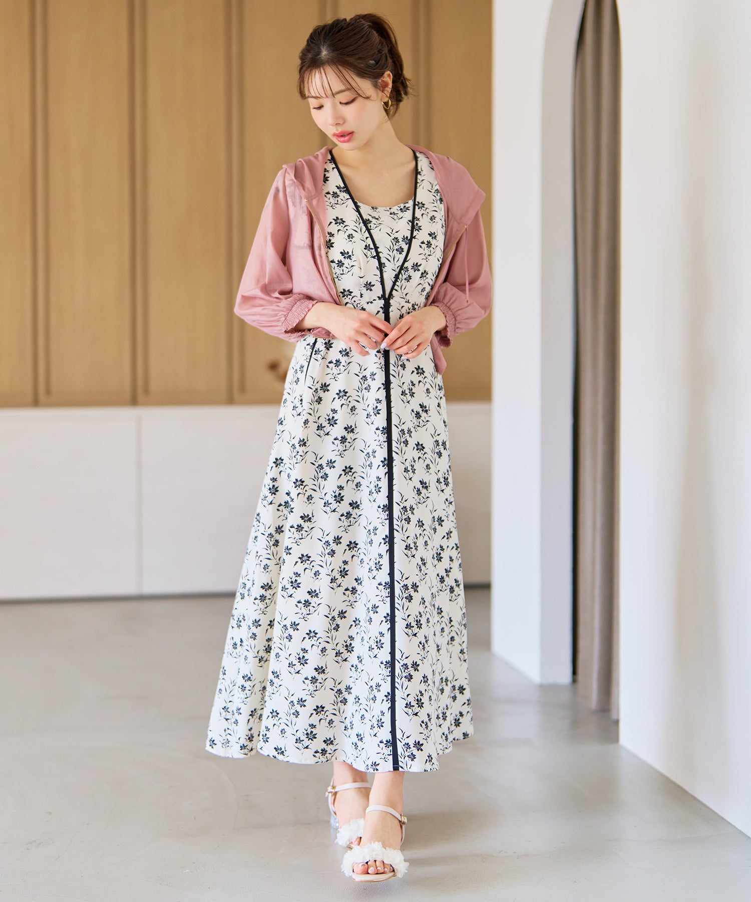 パイピングモノトーン花柄ワンピース/MM627405 – MISCH MASCH|31 Sons