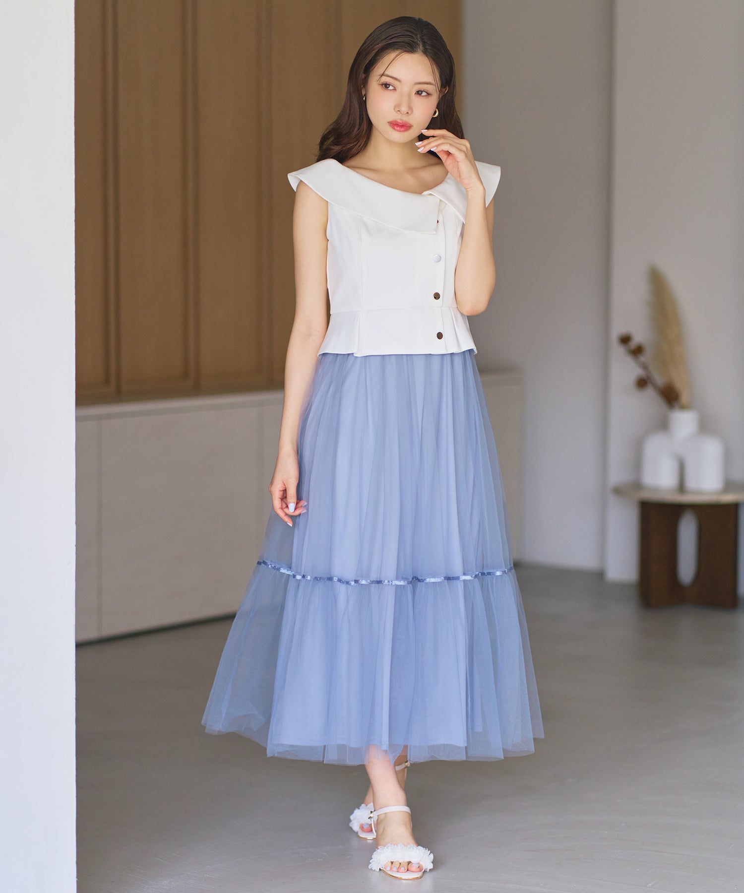 アシメビッグカラーチュールドッキングワンピース/MM627422 – MISCH