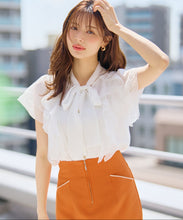 画像をギャラリービューアに読み込む, 【予約販売/4月下旬発売予定】ボウタイフリルシアーラメブラウス/MM628115
