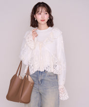 画像をギャラリービューアに読み込む, 【一部店舗限定】総レースラッフルフリルブラウス/MM658139
