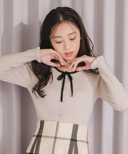 画像をギャラリービューアに読み込む, フリル袖配色リボンニット/MM548309
