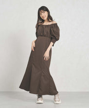 画像をギャラリービューアに読み込む, 一部店舗限定 2wayオフショルバックリボンワンピース/TT557401
