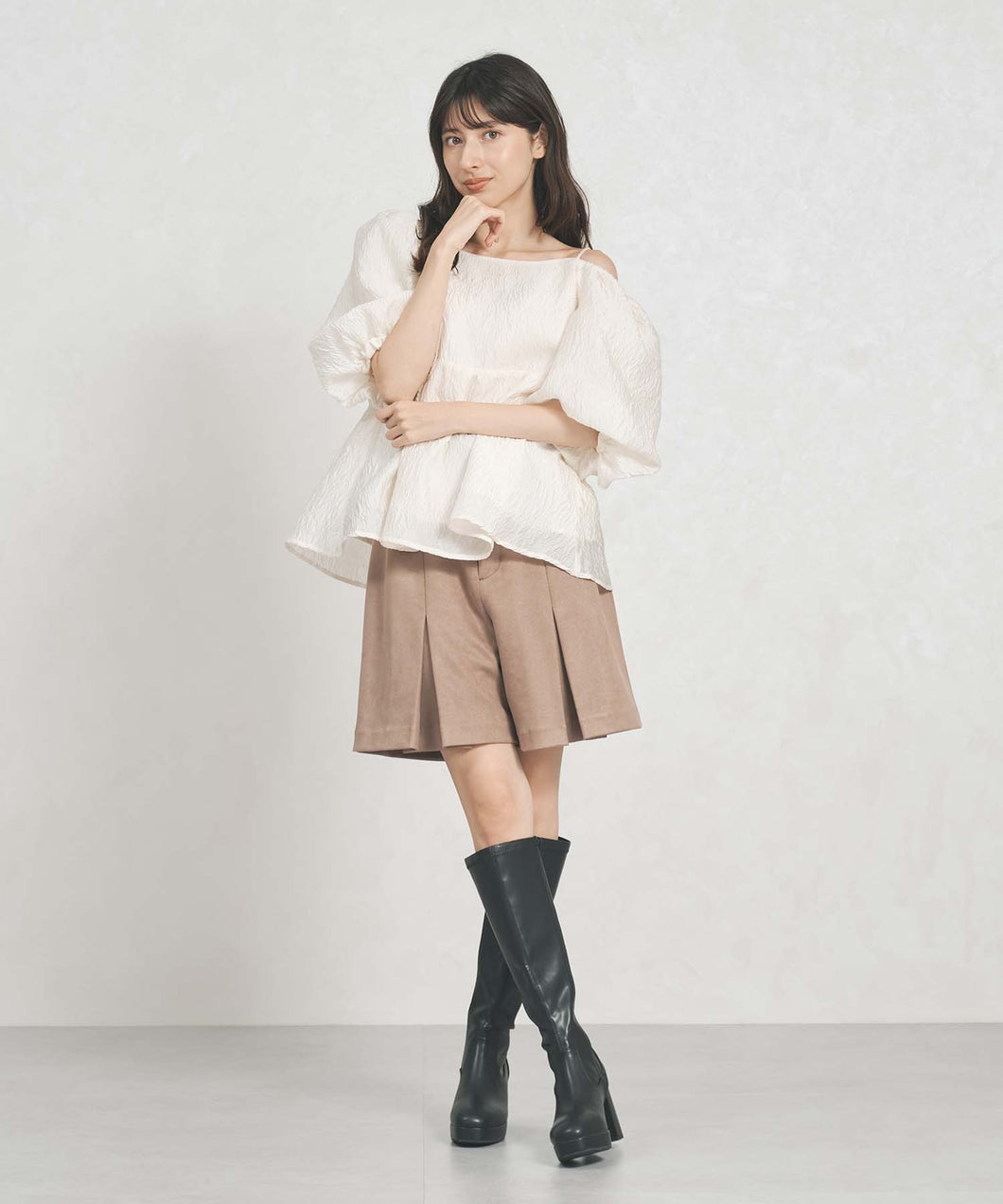 一部店舗限定 2wayオフショルジャガードブラウス/TT558101