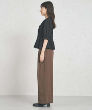 画像をギャラリービューアに読み込む, 一部店舗限定  シャーリングペプラムブラウス/TT558102
