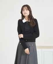 画像をギャラリービューアに読み込む, 【WEB限定予約アイテム/11月上旬入荷予定】3way衿×タイ付きビジュ釦カーディガン/MM558403
