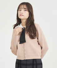 画像をギャラリービューアに読み込む, 【WEB限定予約アイテム/11月上旬入荷予定】3way衿×タイ付きビジュ釦カーディガン/MM558403
