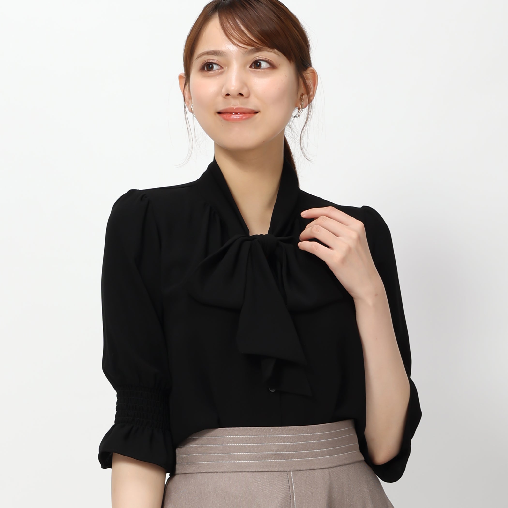 5分袖ボウタイブラウス【期間限定】7/30(日)23:59まで (ブラック)