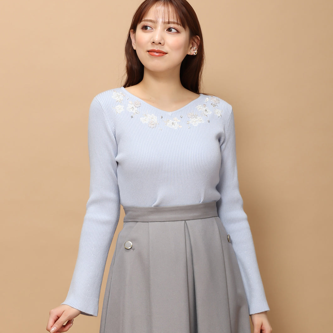 刺繍ベルスリーブニット/MM348307 (ライトブルー)